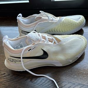 Nike | NikeCourt React Vapor NXT | Hard Court Tennis Sneaker | Men’s 11 | White